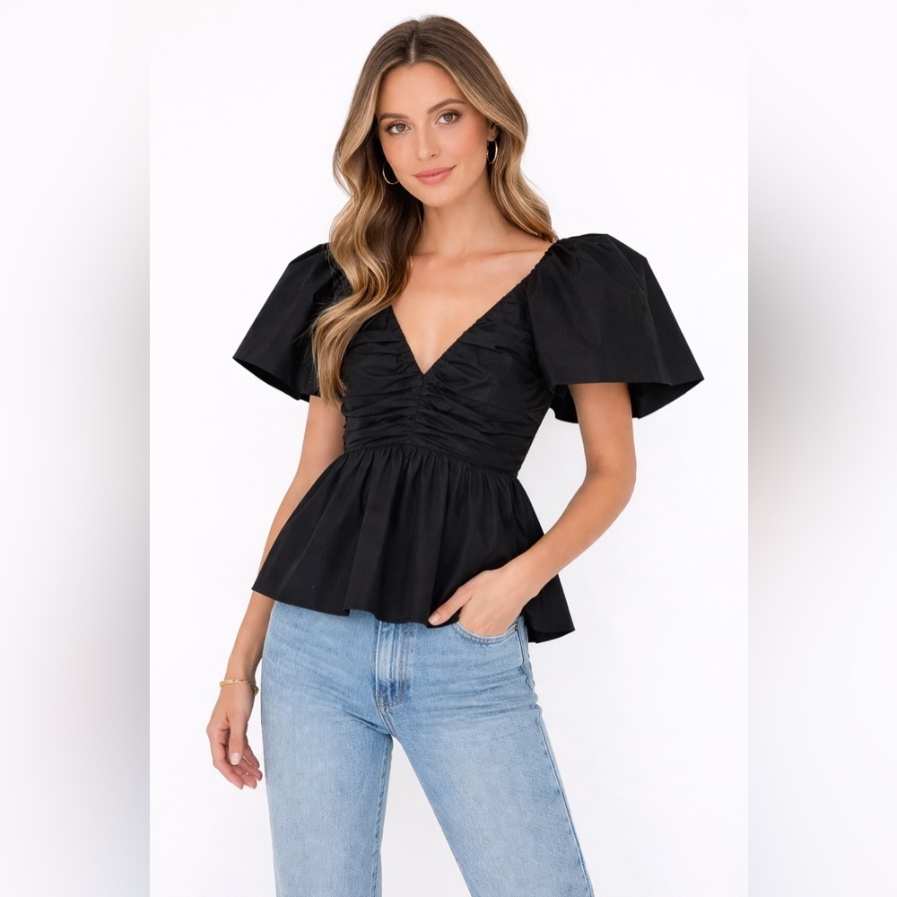 Hyacinth House Tuckernuck Flutter Sleeve Margaux Blouse Babydoll Prairie preppy